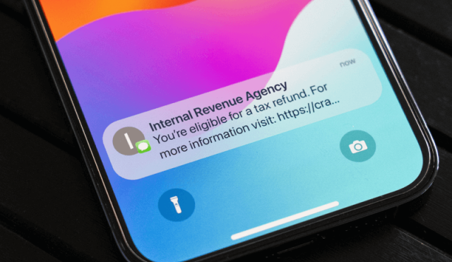 Notification from IRS on an iPhone